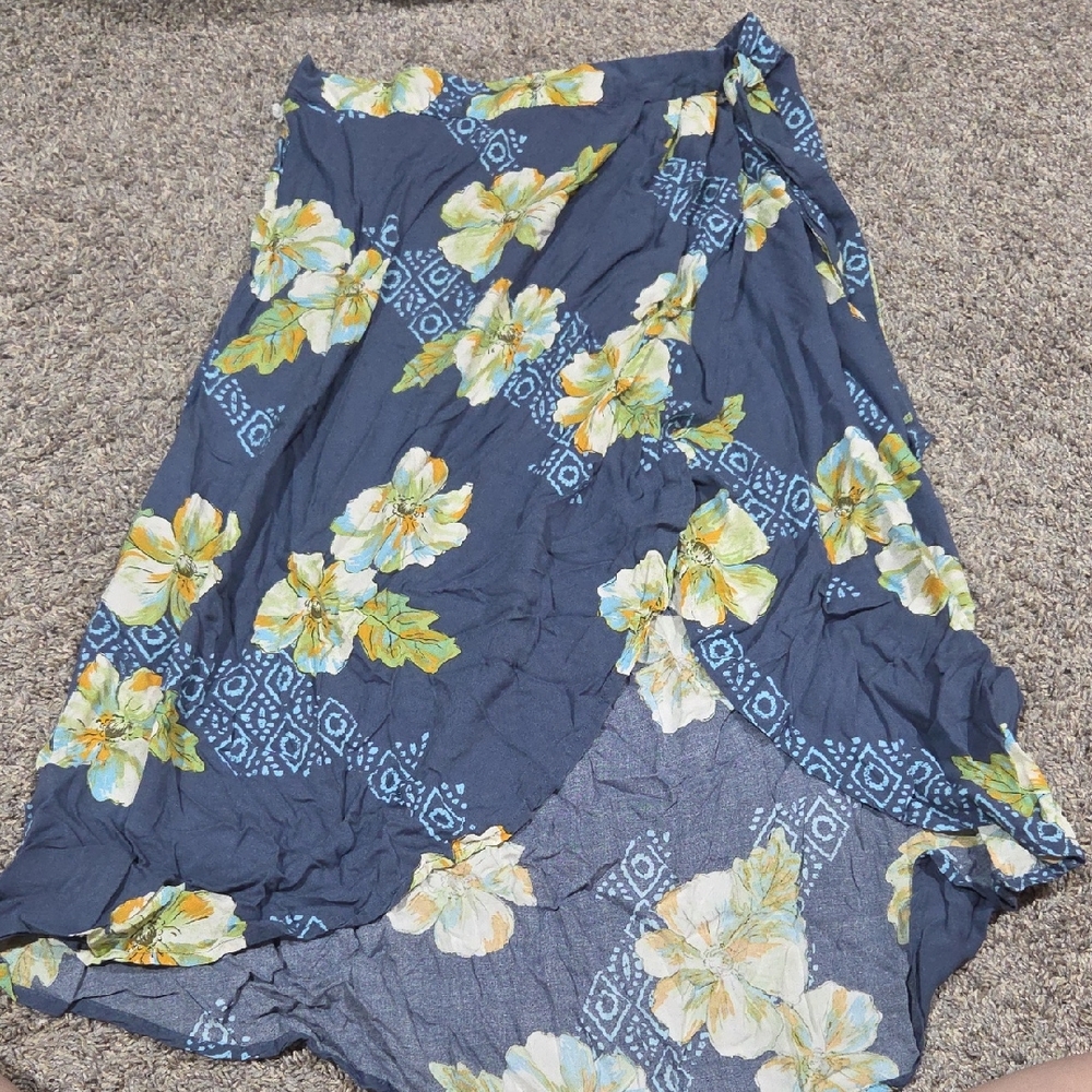 Kohls Hawaiin Hibiscus Vacation Beach Blue Midi Skirt